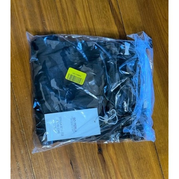 So Perla Camo Joggers NWT, size sm - Picture 7 of 7
